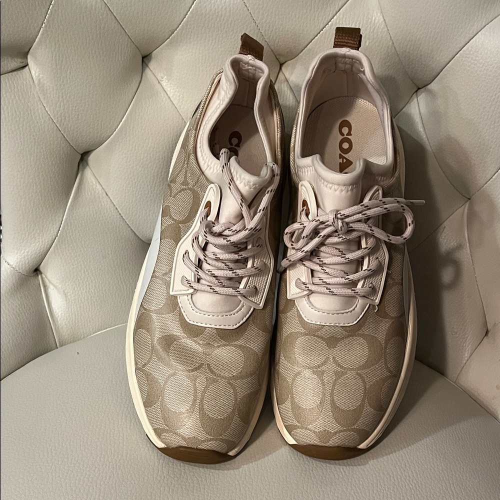 Coach Beige and White Signature Sneakers - Picture 7 of 8
